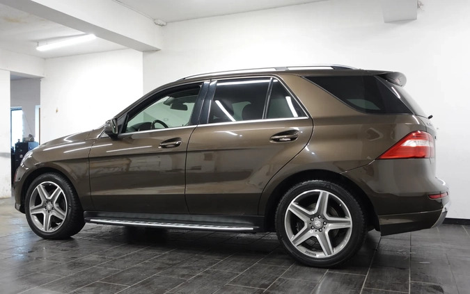 Mercedes-Benz ML cena 141900 przebieg: 152900, rok produkcji 2015 z Tychowo małe 781